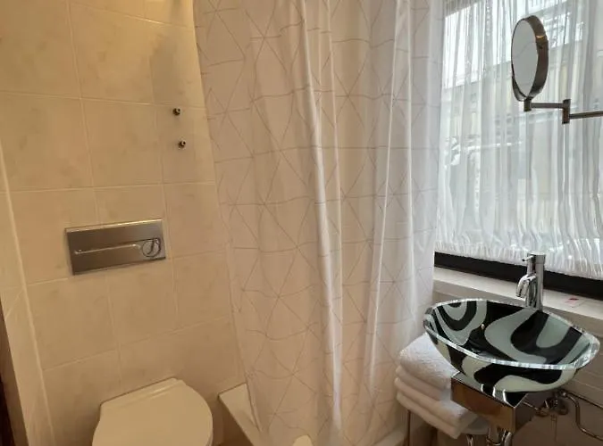 Ξενοδοχείο Engelhof 3*
