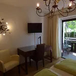 Engelhof ホテル 3*